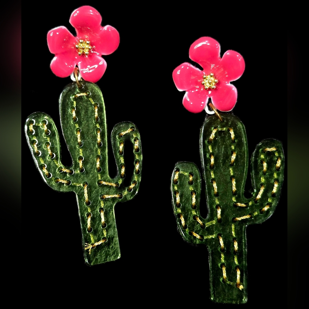 Green Cactus Earrings with Pink Flower